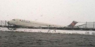 Delta Plane La Guardia Runway Skidding