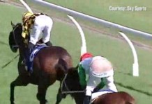 Australian Jockey Loses Pants Mid-race