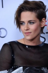 Kristen-Stewart-says-Hollywood-is-disgustingly-sexist