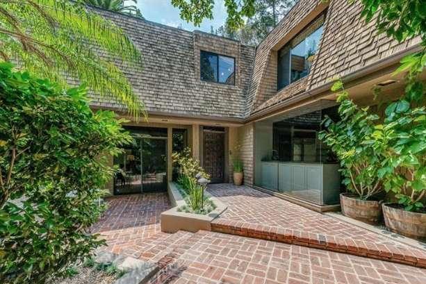 Nicole Richie and husband Joel Madden are selling their family home. Photo by Dilbeck Real Estate