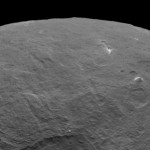 Dawn Spies Pyramid on Ceres, Captures Closeup of Bright Spots 