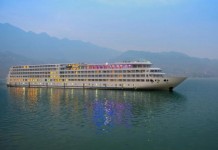 Cruise Ship Capsizes on Yangtze River