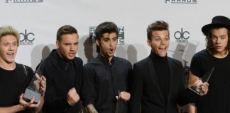 Former One Direction Singer Signs Solo Deal with RCA