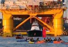 Greenpeace Again Stands in Shell's Way to Arctic