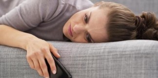 Phone Use May Indicate Depression