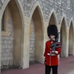 Queen’s Guard Draws Gun on “Stupid Jerk” Tourist Who Touched Him 