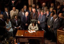 South-Carolina-Gov-Nikki-Haley-signs-bill-removing-Confederate-flag-from-Capitol