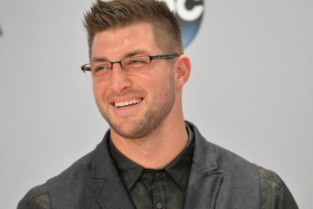 Tim Tebow's Jersey Among Best-Selling