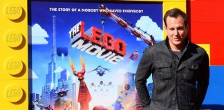 Watch-Will-Arnett-perform-Everything-is-Awesome-from-The-LEGO-Movie-on-Lip-Sync-Battle