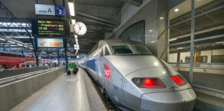 Mass-murder-terror-plot-foiled-by-US-marines-aboard-France-commuter-train