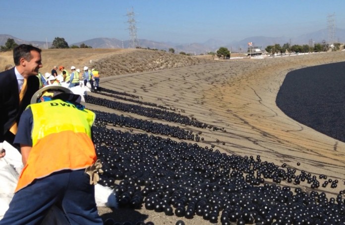 'Shade Balls' Now Cover Los Angeles Reservoir