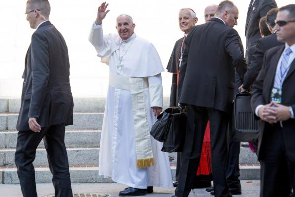 Armed Man Breached JFK Security To Meet Pope