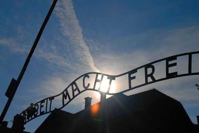 Auschwitz Visitors Offended by Cooling Showers