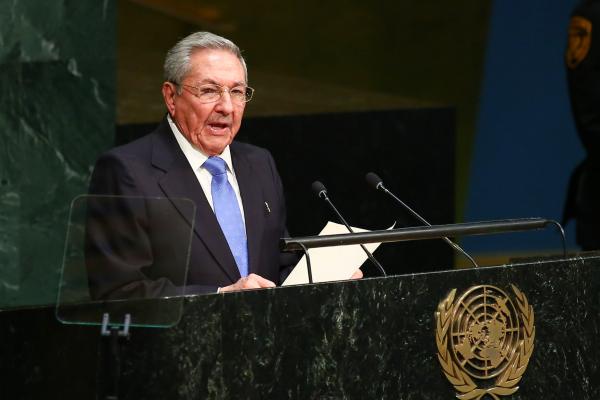 Raul Castro: U.S. Must End Decades-old Embargo