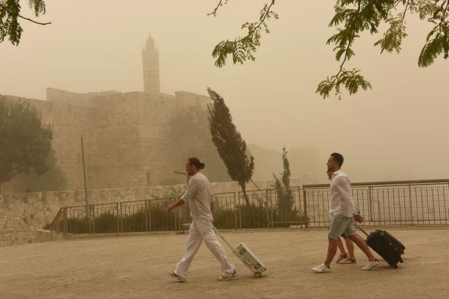 Sandstorm Envelops Middle East