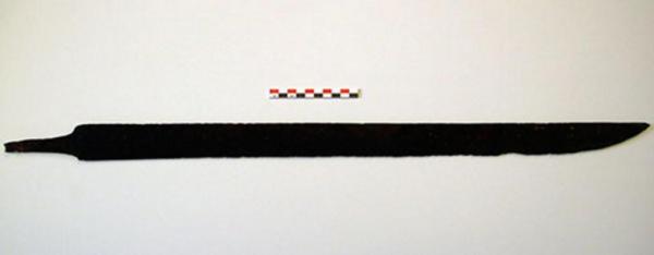 Hiker-finds-1200-year-old-Viking-sword-in-Norway
