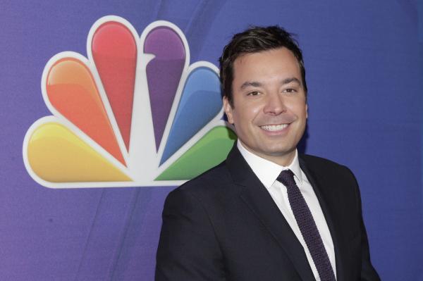 Jimmy-Fallon-injures-right-hand-during-tumble-in-Cambridge-Mass