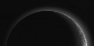 New-Horizons-offers-full-view-of-Plutos-crescent