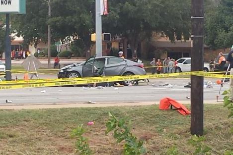 Three-dead-dozens-hurt-in-crash-at-Oklahoma-State-homecoming-parade