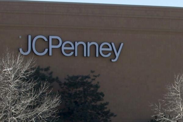 JC-Penney-growing-faster-than-competition-despite-losses