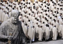 Pope Kicks Off Year-Long Extraordinary Jubilee Of Mercy