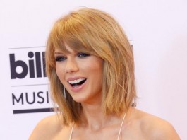 Taylor Swift Surprises Young Colorado Cancer Patient