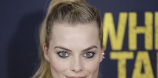 Margot-Robbie-is-a-strong-and-independent-Jane-in-Legend-of-Tarzan