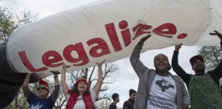 Marijuana-activists-protest-outside-White-House