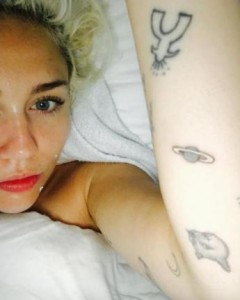 Miley Cyrus appeared to mistake her Saturn tattoo for Jupiter. Photo by Miley Cyrus/Instagram