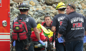 First responders from the Unified Fire Authority rescue an injured hiker from the Stairs Gulch area in Big Cottonwood Canyon, Saturday, April 30, 2016. Photo: Gephardt Daily