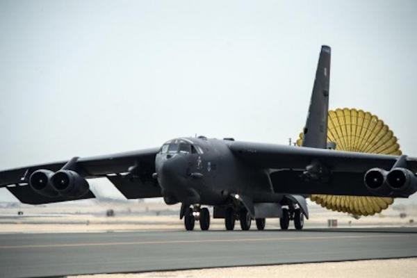 US-Air-Force-deploys-B-52s-to-join-Islamic-State-bombings-in-Qatar