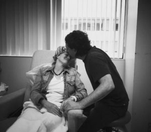 Shannen Doherty with husband Kurt Iswarienko during a chemo session. Photo by Shannen Doherty/Instagram