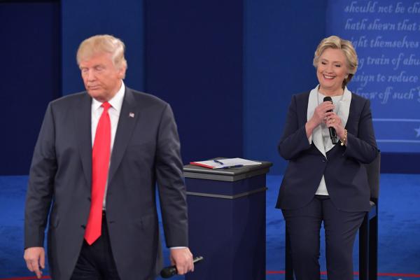upicvoter-poll-hillary-clinton-pulls-into-5-point-lead-over-donald-trump-1