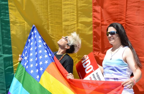 Lgbt Rainbow Flag Creator Gilbert Baker Dead At 65 Gephardt Daily 