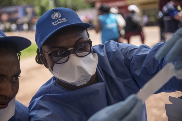 Medics Challenged As Ebola Spreads To Congos Conflict Zone Gephardt Daily 