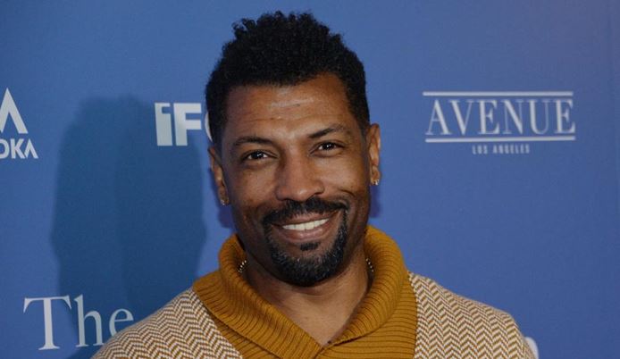 Deon Cole: Stand-up comedy is ‘my sanctuary’ | Gephardt Daily