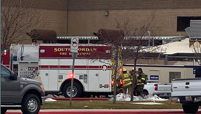 Chemical reaction causes hazmat scare at manufacturer’s warehouse in ...