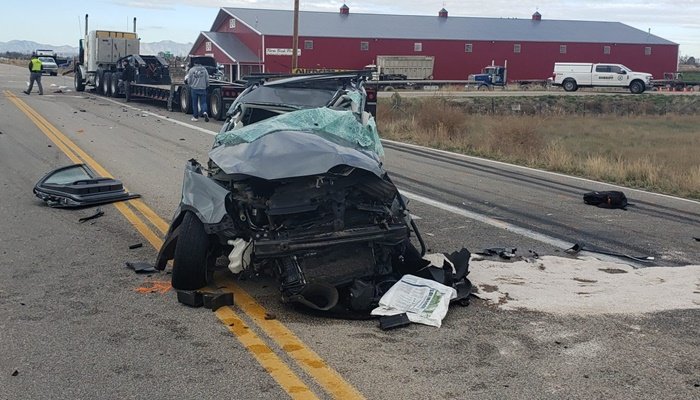 2 Teenagers, Adult Injured In Ogden Crash After Driver Runs Stop Sign ...