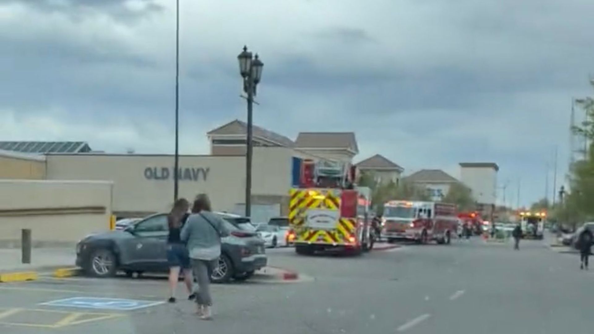 Two arrested in shooting in Valley Fair Mall parking lot - Deseret