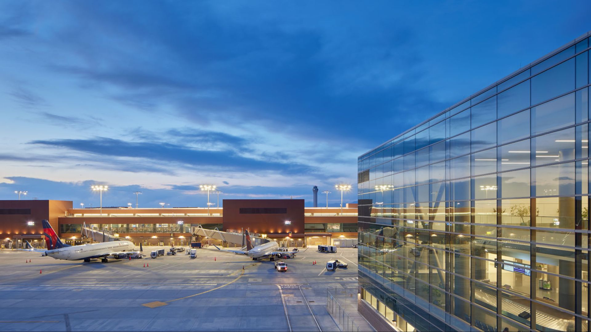 Wyoming juvenile arrested after hoax threat at Salt Lake City airport