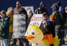 ICE, protesters face off again at immigration site near Chicago
