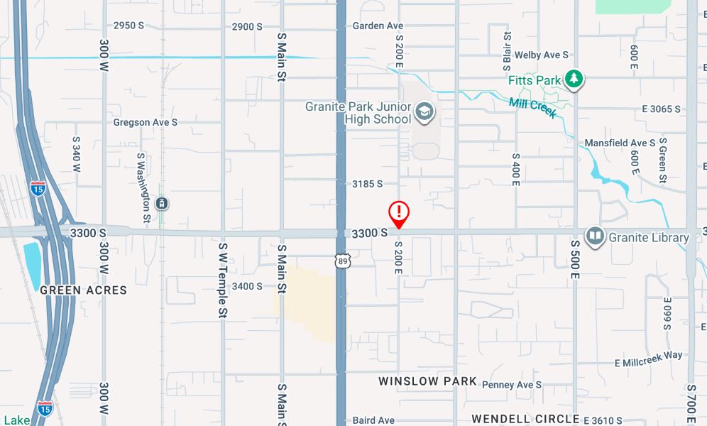 Map view with a red alert pin at the intersection labeled 3300 S / S 200 E indicating a warning at that location